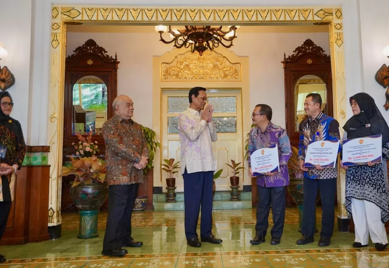 DIY Kucurkan Rp1 Miliar untuk Sumatra–Aceh, Bantu Biaya Kuliah Mahasiswa