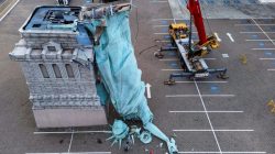 Diterjang Badai, Patung Liberty Raksasa di Brasil Ambruk