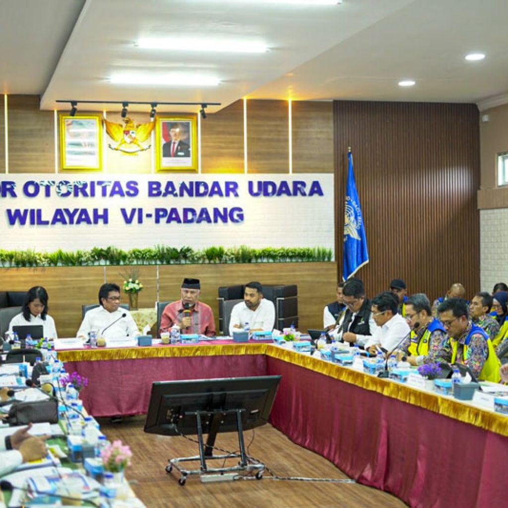 Gubernur Mahyeldi Minta Komisi V DPR RI Percepat Pemulihan Infrastruktur Pascabencana