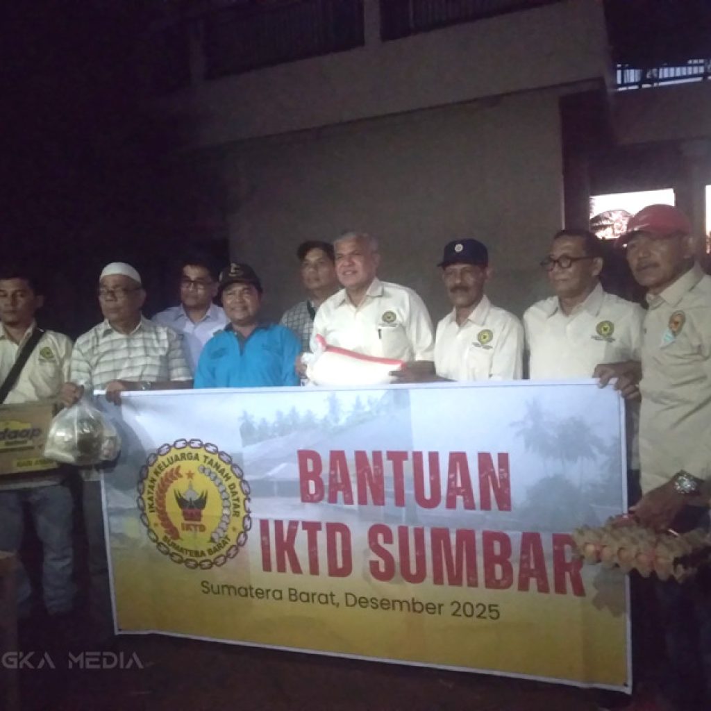 IKTD Sumbar Salurkan Bantuan Langsung untuk Korban Banjir Bandang di Padang