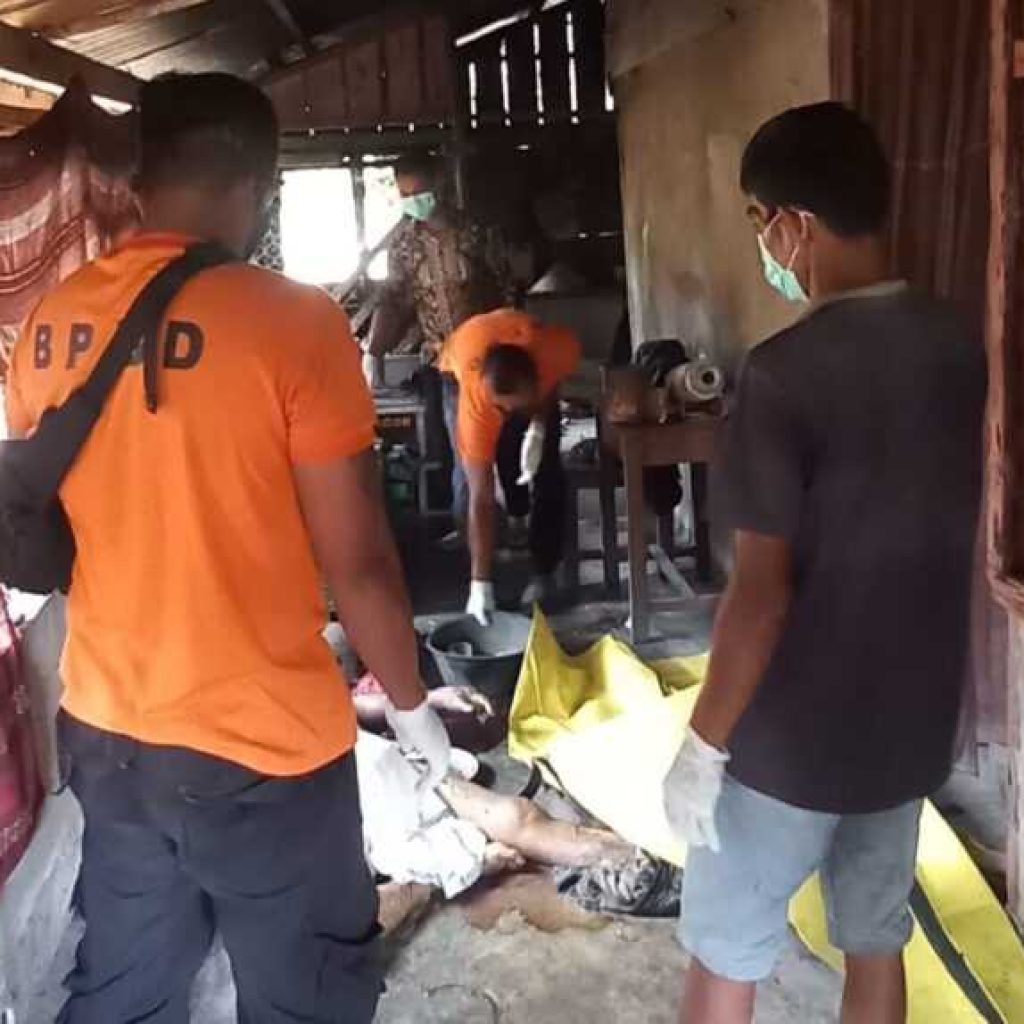 Jenazah Pedagang Batagor Ditemukan Membusuk Setelah Empat Hari Tak Terlihat