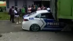 Mobil Patwal Polda Sumbar Ringsek Saat Kawal Ambulans!