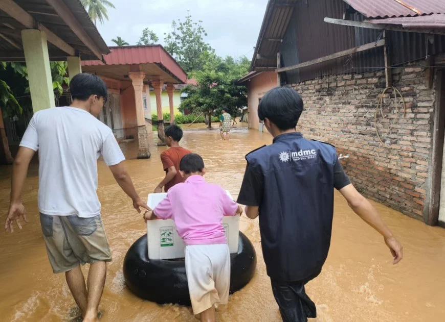 Muhammadiyah Arahkan Infak Jumat untuk Korban Aceh, Sumut, dan Sumbar