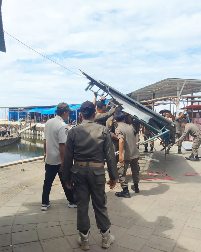 Penertiban PKL Wisata Batu Malin Kundang Demi Kenyamanan Wisatawan