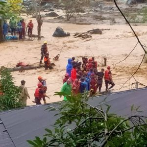 Puluhan Warga Padang Terpaksa Mengungsi! Banjir Besar Kepung Nanggalo dan Pauh Usai Hujan Deras Semalaman