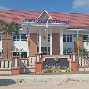 Skandal Hakim PN Batam: Selingkuh, Bolos Dua Tahun, Berakhir Dipecat Tidak Hormat