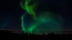 Cahaya Mirip Aurora Padang Bikin Heboh, BMKG Ungkap Fakta Ilmiahnya