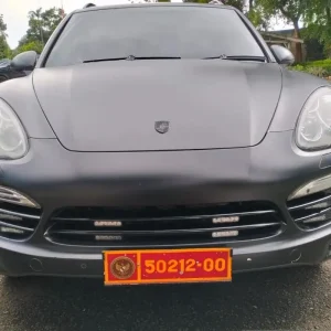 Heboh Porsche Pelat Militer Palsu Terungkap di Bandara Halim