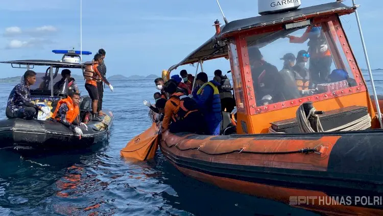Jenazah Korban KM Putri Sakinah Ditemukan di Selat Padar, WNA Spanyol Dievakuasi ke Labuan Bajo