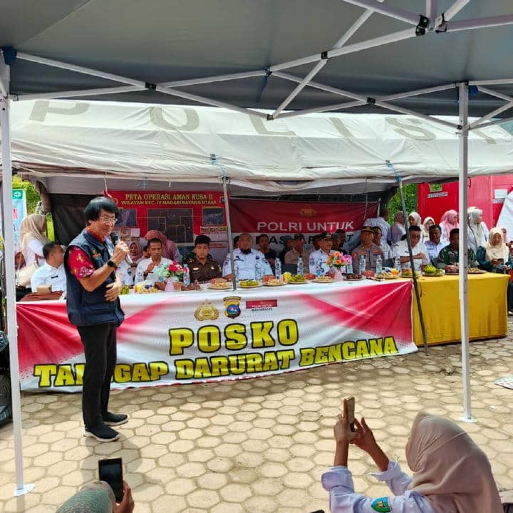 Kak Seto Semangati Anak Korban Bencana Bayang Utara Pesisir Selatan