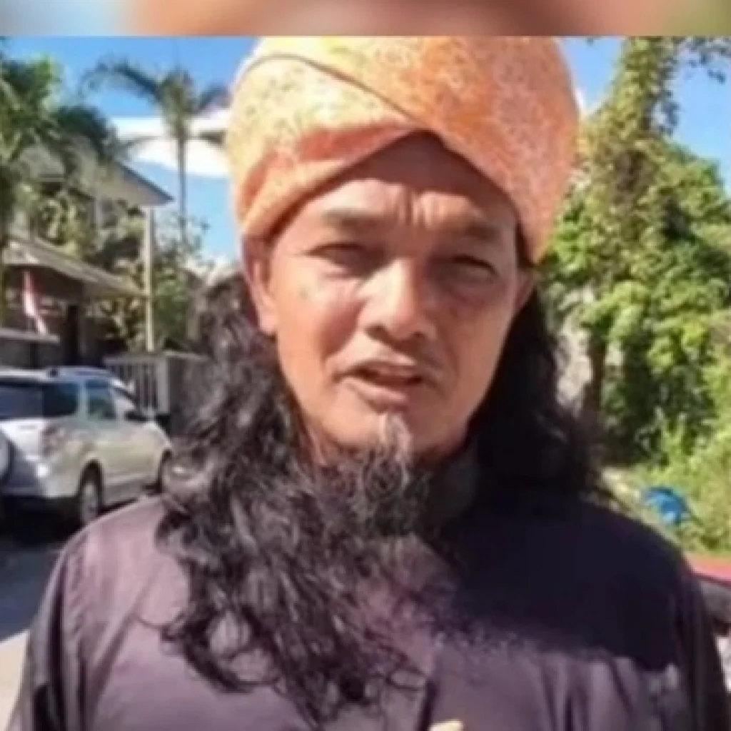 Viral Warga Padang Jalan Kaki ke Makkah, Kanwil Kemenhaj Sumbar Buka Suara
