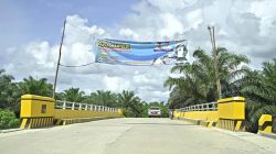 Gubernur Mahyeldi Resmikan Tiga Jembatan Strategis Menuju Pelabuhan Teluk Tapang