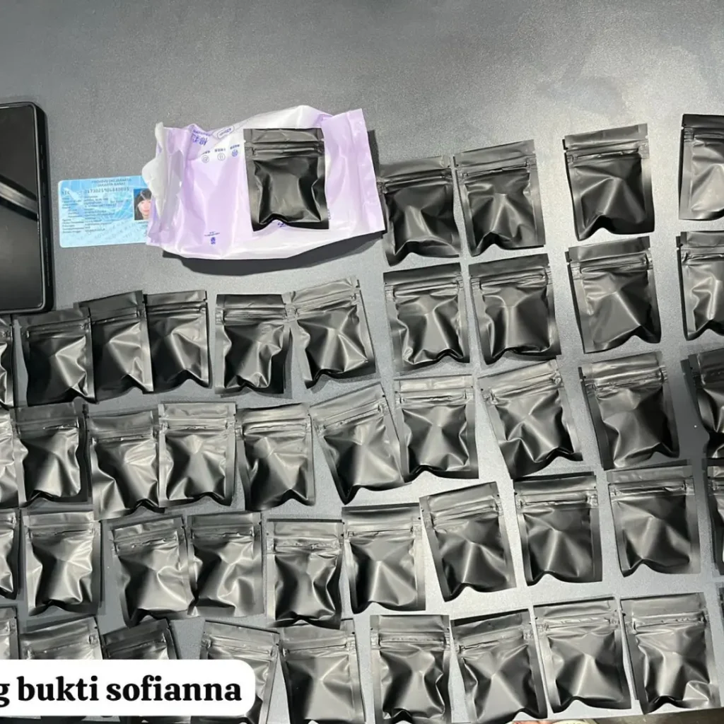 Polisi Ringkus Dua Wanita Pengedar Puluhan Pil Etomidate di Jakarta dan Tangerang