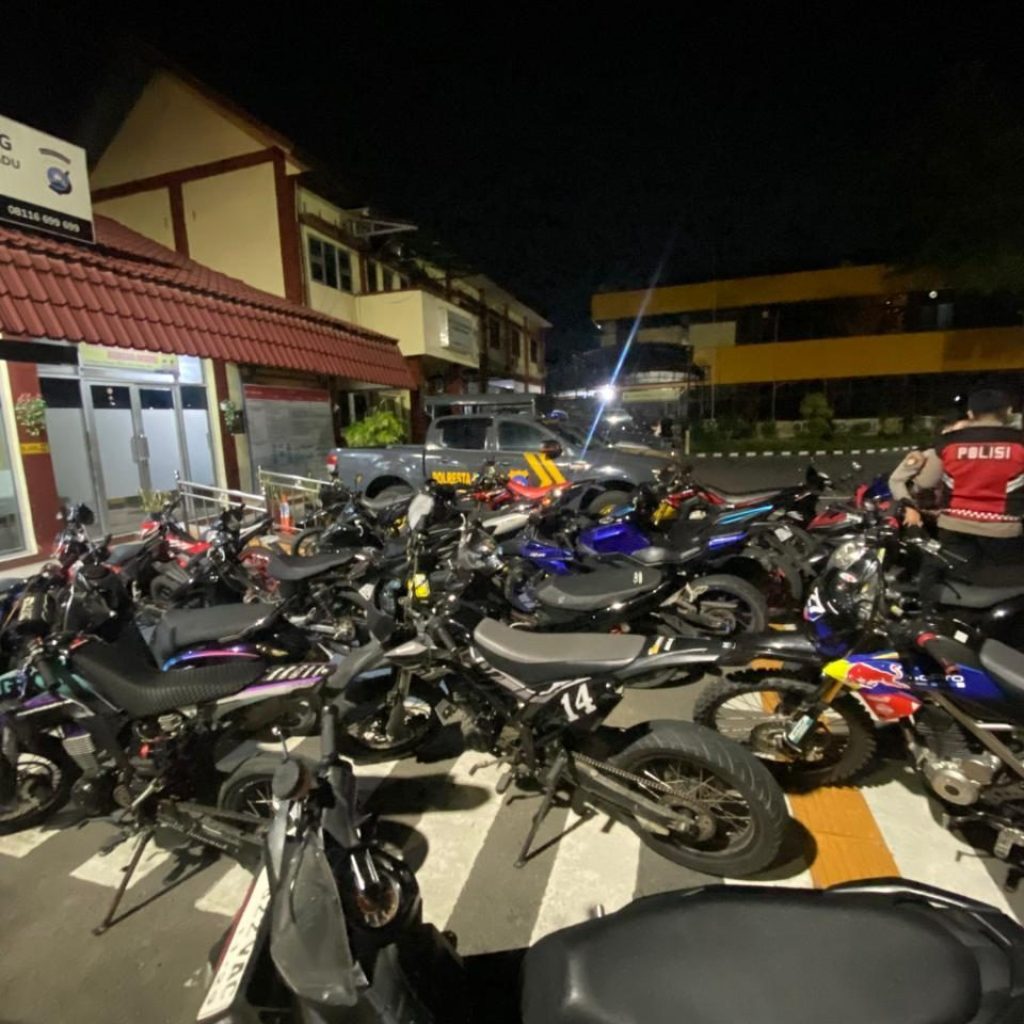 Polresta Padang Gelar Razia Knalpot Brong Padang dan Sita Puluhan Kendaraan Berisik