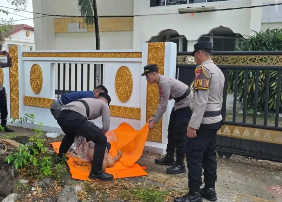Warga Temukan Pria Tanpa Identitas Meninggal Dunia di Depan Museum Adityawarman Padang