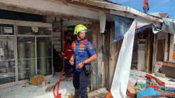 Kebakaran Rumah dan Depot Air di Alai Parak Kopi Padang Sebabkan Kerugian Rp800 Juta