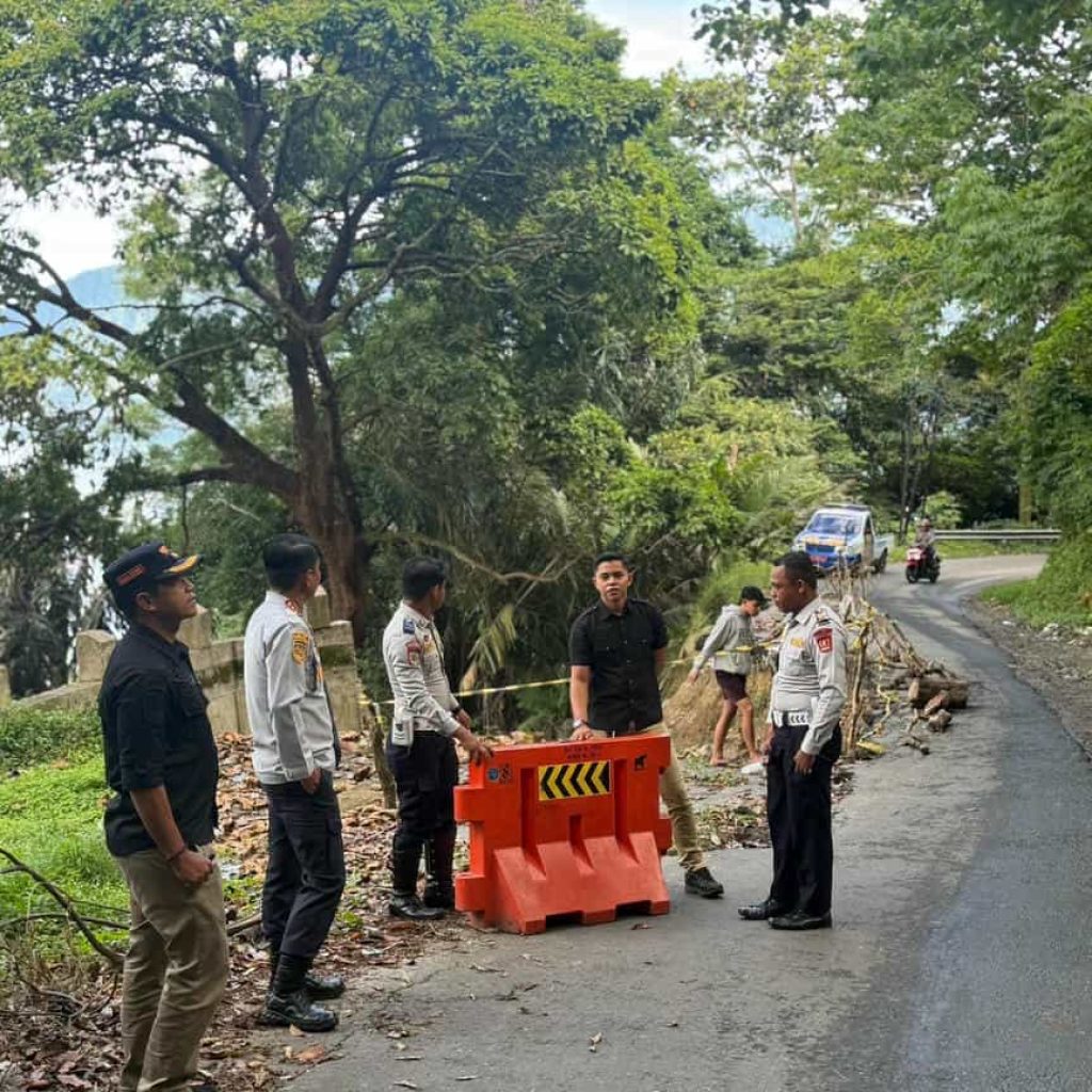Pemerintah Turun Tangan Usai Jalan Amblas di Kelok 44, Tim Gabungan Langsung Asesmen Lokasi