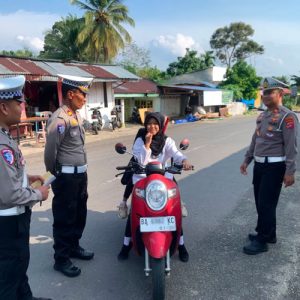Razia Knalpot Brong di Sijunjung, Sasar Pengendara Tanpa Helm di Kawasan Perkantoran Pemda