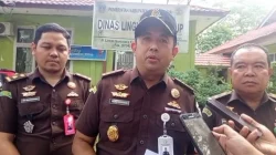 SPJ Fiktif BBM DLH Dharmasraya Diusut, Kejari Geledah Kantor dan Sita Dokumen Penting
