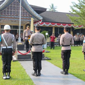 Dua Personel Polres Payakumbuh Diberhentikan Tidak Dengan Hormat, Kapolres Tegaskan Penegakan Kode Etik
