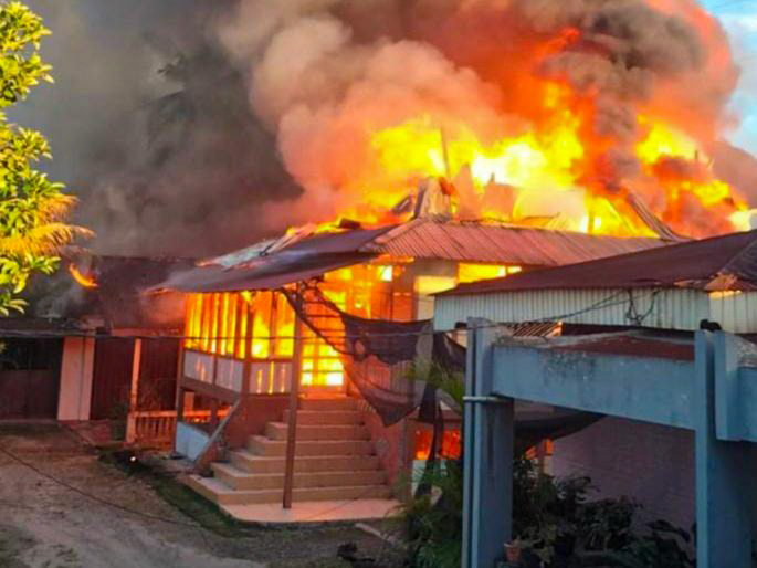 Kebakaran Rumah Kayu di Kuranji Padang Hanguskan Dua Bangunan, 15 Warga Terdampak