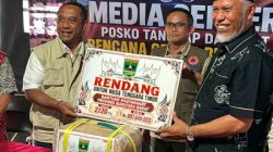 Pemprov Sumbar Kirim 2,1 Ton Rendang untuk Korban Bencana di NTT