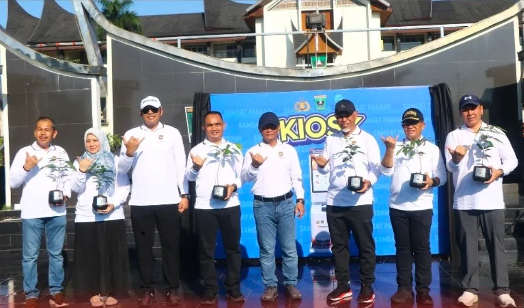 Samsat KiosK Permudah Bayar Pajak Kendaraan di Sumbar, Kapolda Minta Layanan Hadir di Seluruh Daerah