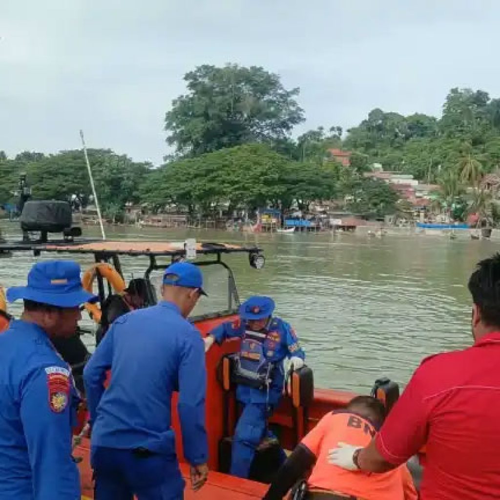 Siswa SMP Korban Tenggelam di Sungai Batang Arau Ditemukan Meninggal Dekat Pulau Sinyaru