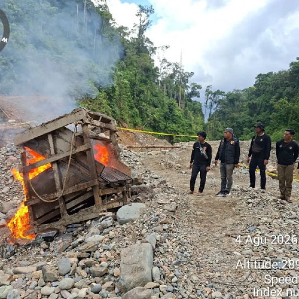 Tim Trisula Polres Solok Selatan Razia Tambang Ilegal di Sungai Bangko, Asbuk Langsung Dimusnahkan