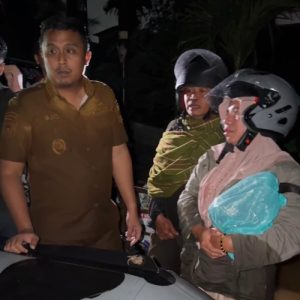 Wagub Vasko Pimpin Evakuasi Korban Banjir di Padang, Anak-anak dan Lansia Jadi Prioritas