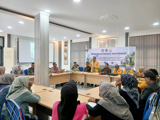Pengelolaan Sampah Berbasis Masyarakat Mulai Disiapkan di Tanah Pak Lambik