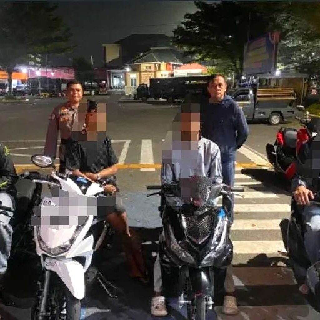 Timsus Charli Polresta Padang Amankan 4 Motor Knalpot Brong Saat Patroli Malam