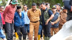 Wagub Vasko Dorong Kantor Pelayanan Darurat Usai Banjir Bandang Solok