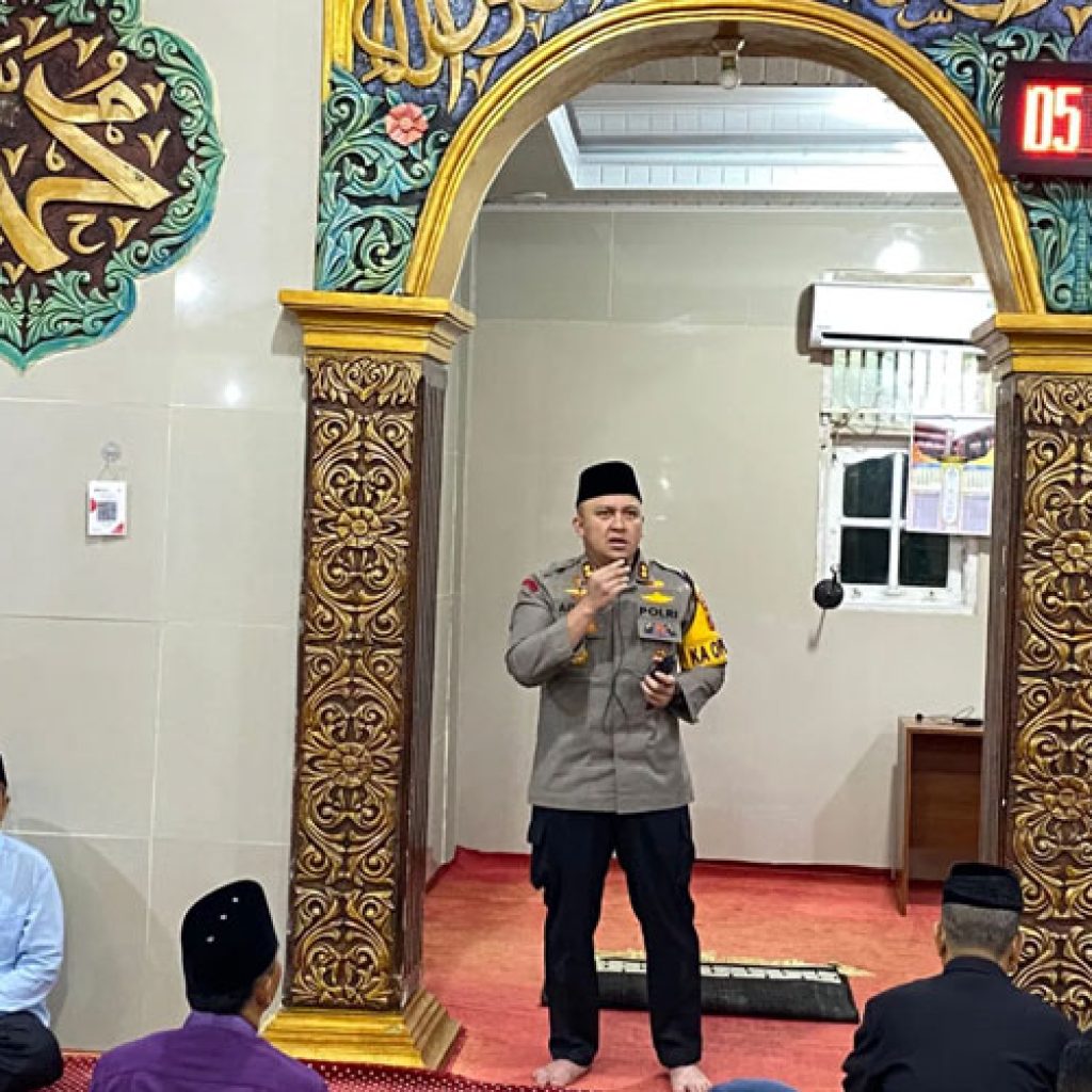 Kapolres Pariaman Ajak Warga Makmurkan Masjid dan Waspadai Narkoba hingga Curanmor