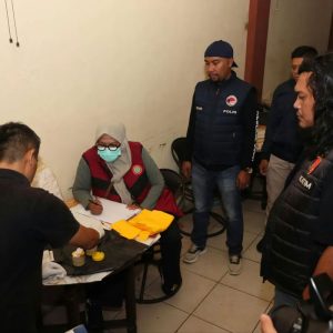 Kapolres Solok Kota Pimpin Razia Tempat Hiburan Malam, Petugas Temukan Minuman Beralkohol di Satu Lokasi