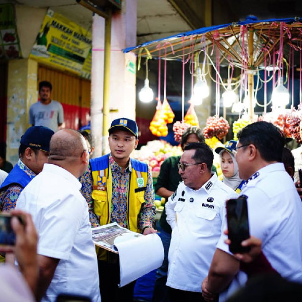 Pemerintah Pusat Kucurkan Rp153 Miliar untuk Pasar dan Jalan di Tanah Datar